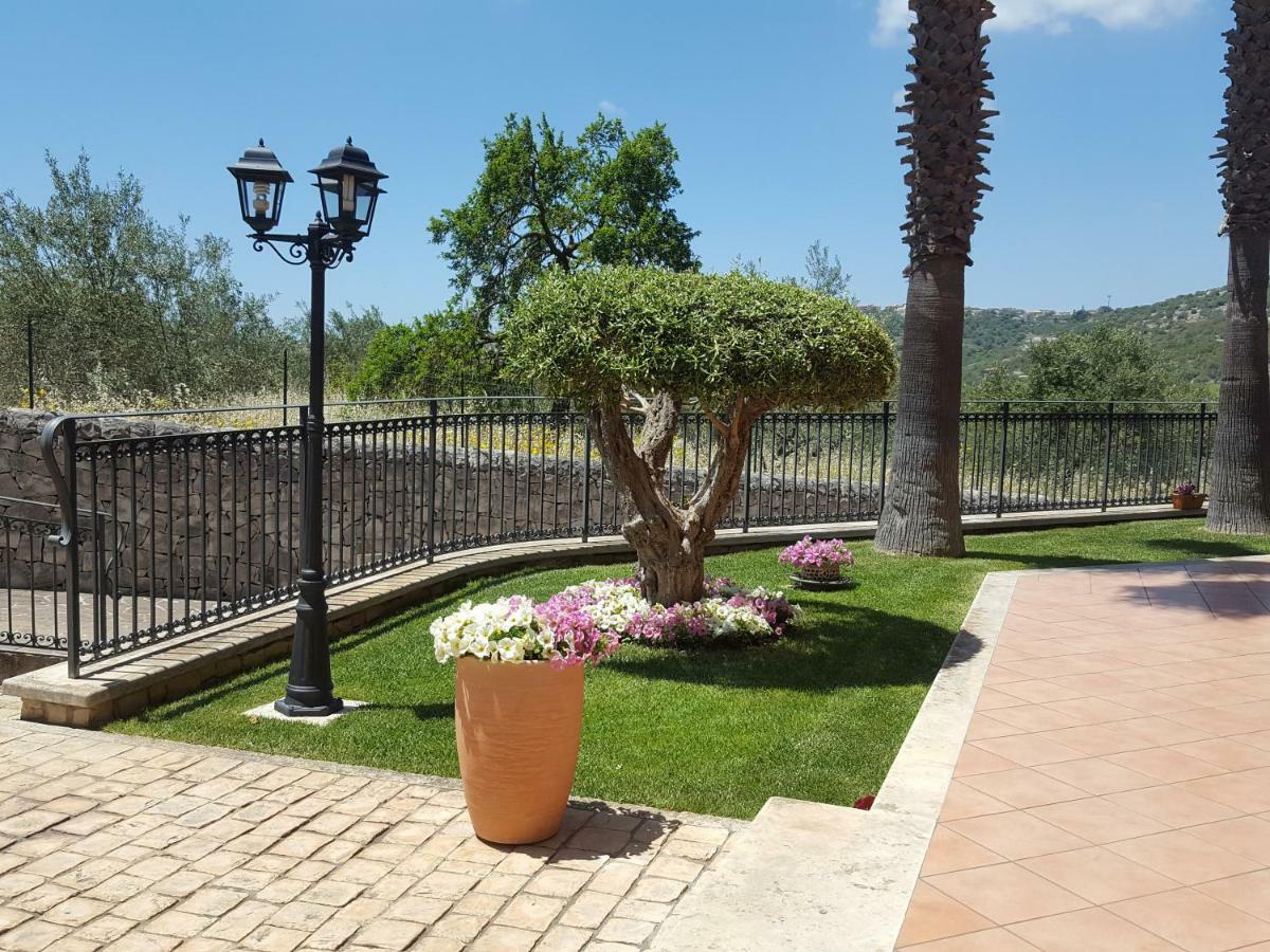 Le Rose Di Modica Villa Exterior photo